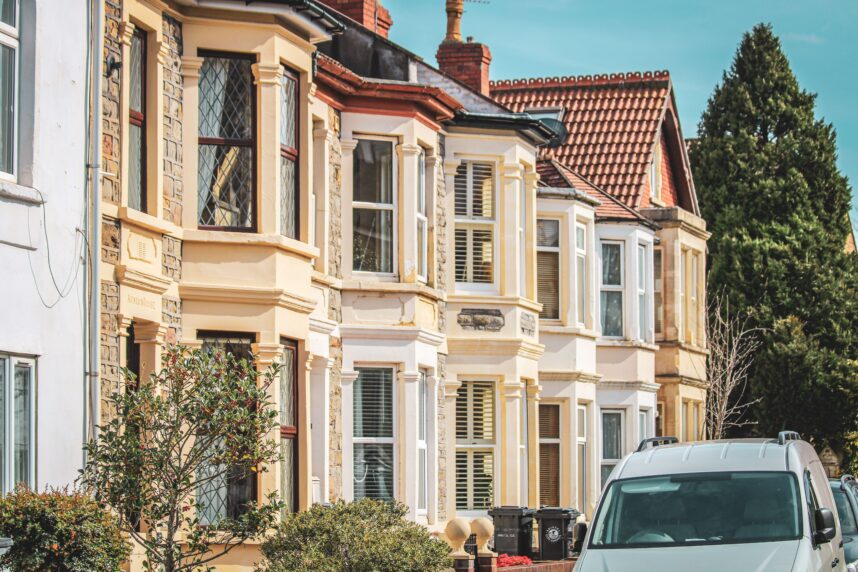HMO Holding Deposits